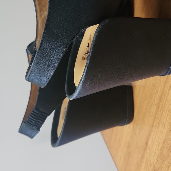 John Fluevog Prepare 2.0 Zip Sandals with open toes. - Picture 10 of 10